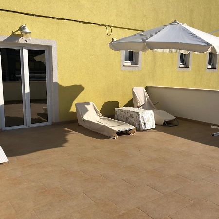 Apartment Barba.Frane Zara Esterno foto