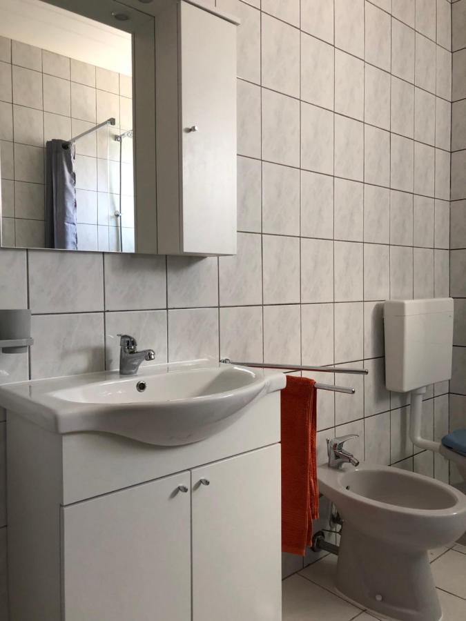 Apartment Barba.Frane Zara Esterno foto