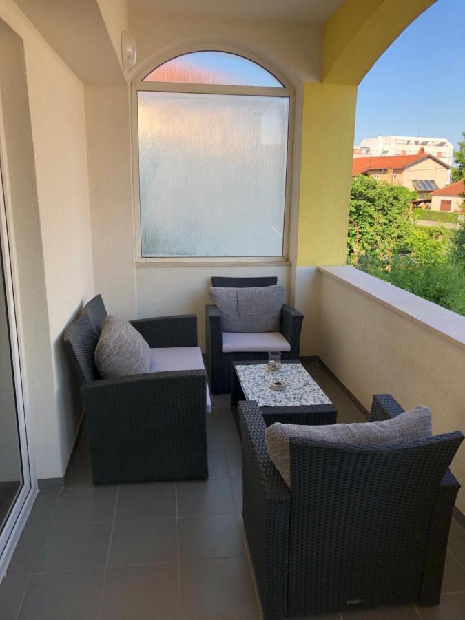 Apartment Barba.Frane Zara Esterno foto