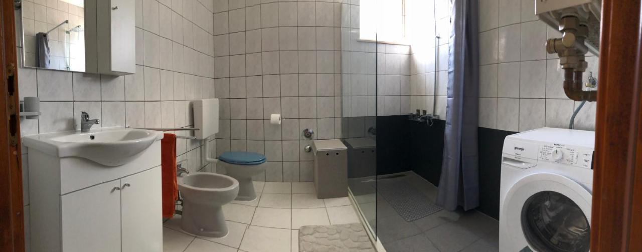 Apartment Barba.Frane Zara Esterno foto